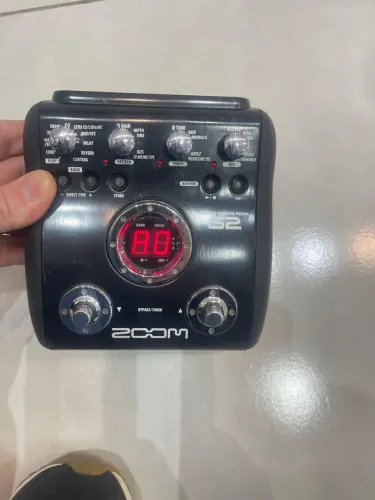 Pedaleira zoom G2 