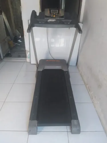 ESTEIRA ERGOMÉTRICA ATHETIC ADVANCED 420EE