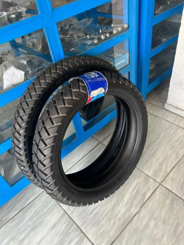 Par de pneus para XRE 300, Lander 250, Sahara 300 etc..