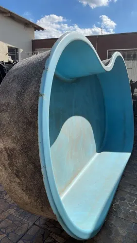 Vendo piscina precisa retirar na Vila Helena 