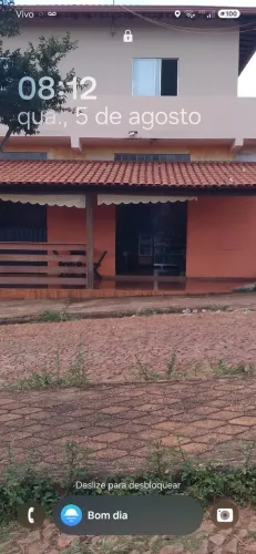 Imóvel comercial e residencial, uma loja, uma casa e área para churrasco