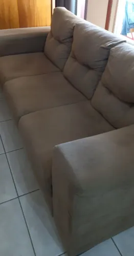 Sofá 3 lugares marrom