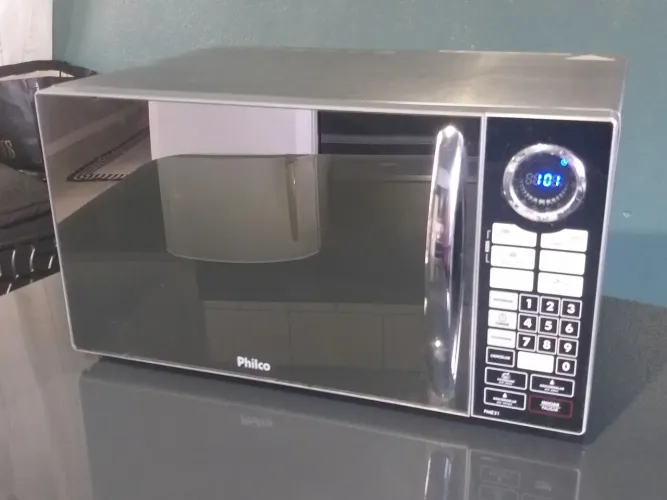 Microondas Philco 32 litros inox