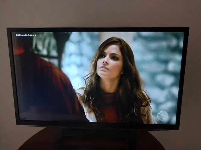 Tv LG 42LM6200 ótima 