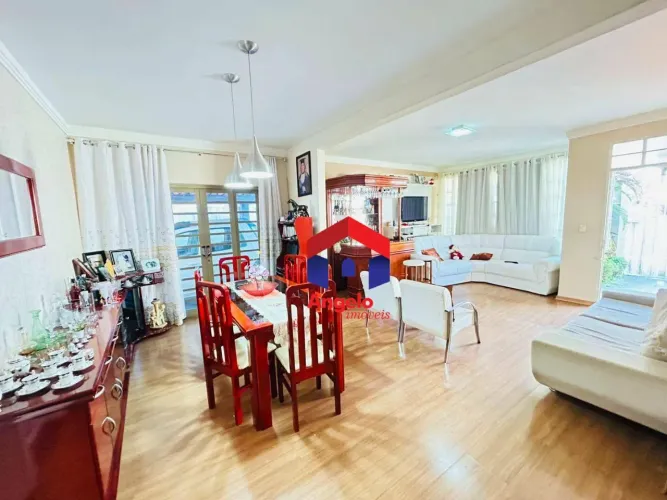 Casa com 4 quartos à venda, 207 m² por R$ 740.000 - São João Batista - Belo Horizonte/MG