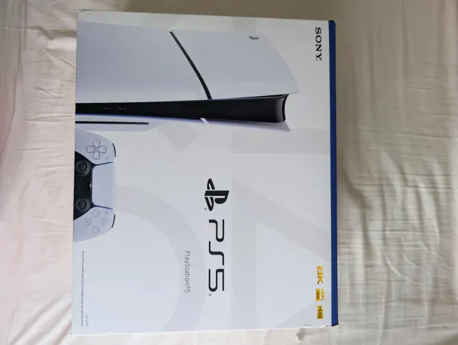 PS5 Slim 1TB com Leitor + 2 Controles DualSense + Caixa