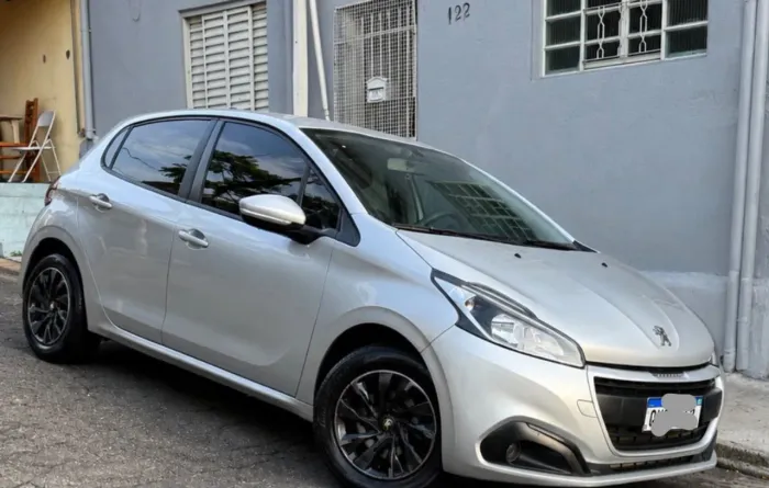Peugeot 208 Active 1.2 Flex 12V 5P Mec. 2018