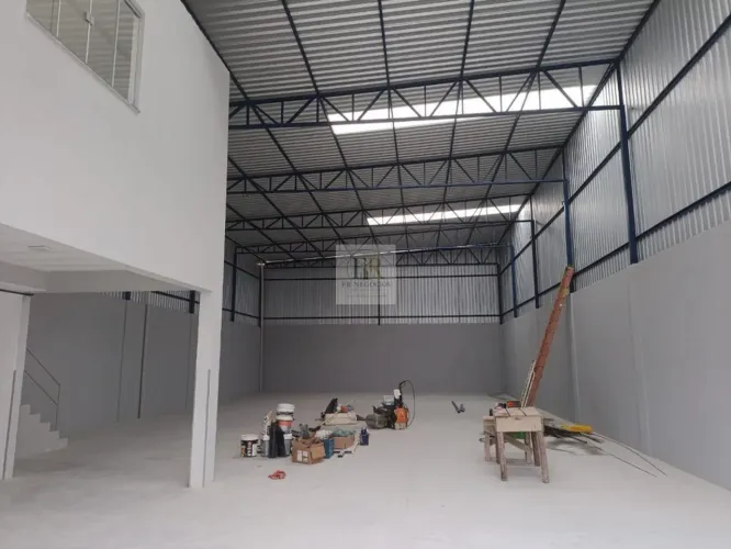 Galpão para alugar em Vila Velha, Terra Vermelha, com 300 m²