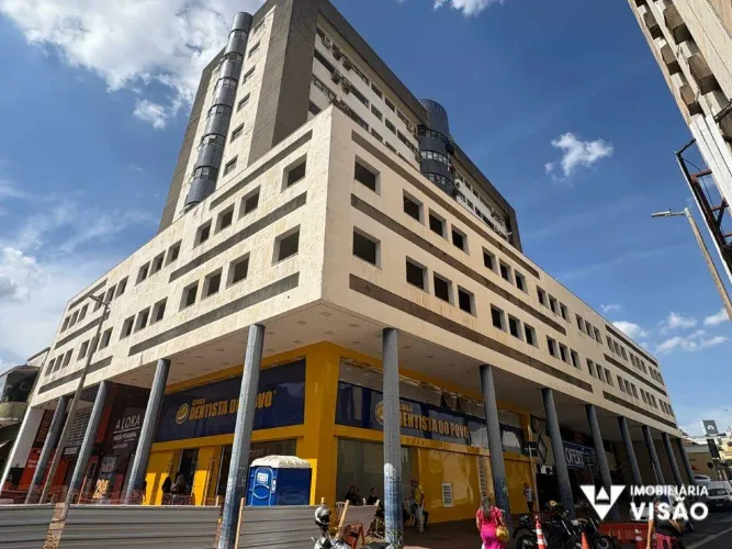 SALA COMERCIAL À VENDA NO EDIFÍCIO BANDEIRANTES