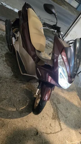 ? HONDA PCX 2017 ? AUTOMÁTICA, CONFORTÁVEL E ECONÔMICA ?