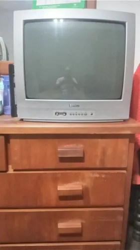 Vendo 2 TVs tubo.14 e 24 polegadas Pará gamers