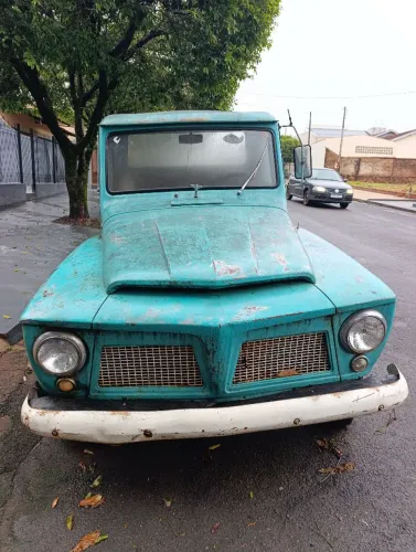 Ford F-75 4X4 2.3 1974