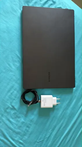 Vende-se notebook