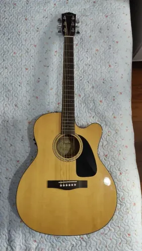 Violão com cordas de aço Fender CF-60CE
