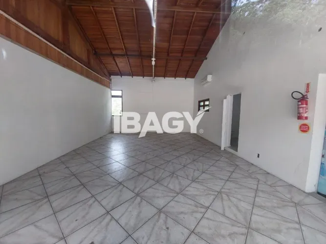 Oportunidade! Loja em Saco Grande - Florianópolis