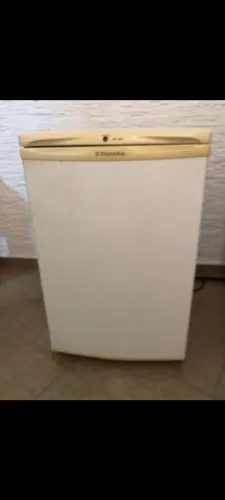 GELADEIRA/ FRIGOBAR ELECTROLUX R130