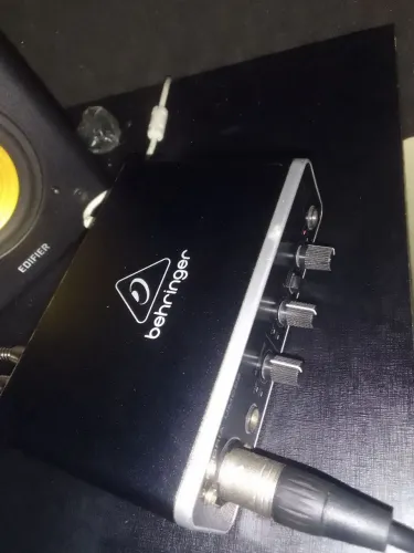 Behringer umc22