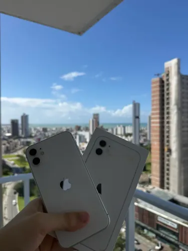 iPhone 11 64GB Branco 
