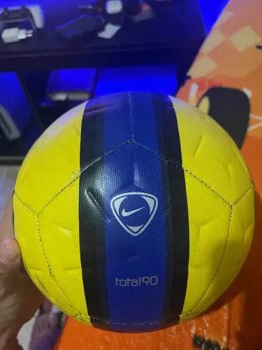 Bola de futebol Nike 