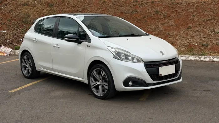 Peugeot 208 GT 1.6 THP Flex 16V 5P Mec. 2017