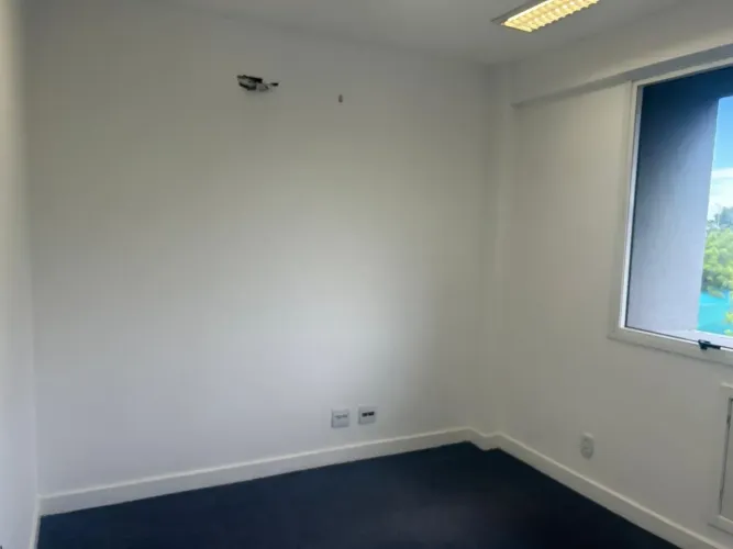 Sala Comercial para Alugar no Downtown Barra - Rio de Janeiro | 50m² | Vaga | Copa e Banhe