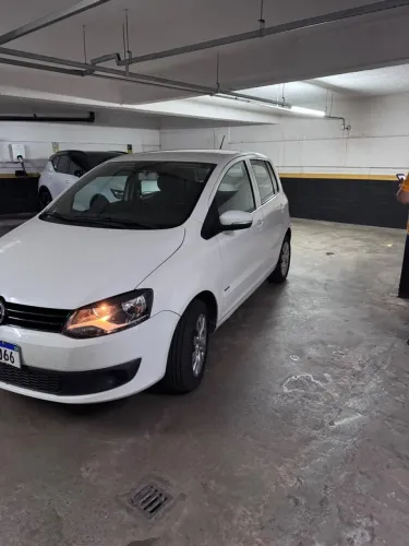 Volkswagen Fox 1.0 MI Total Flex 8V 5P 2011
