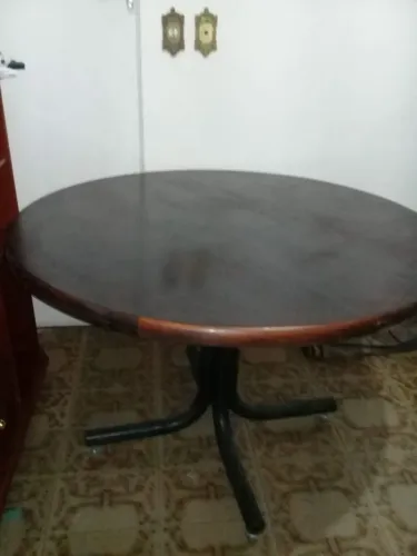 Mesa redonda madeira