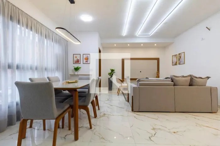 Casa à Venda - Vila Carrão, 3 Quartos, 123 m2