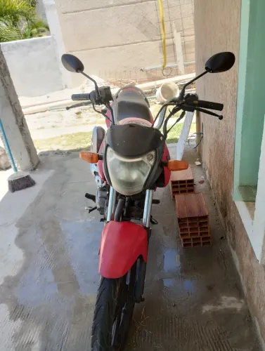 Vende-se moto