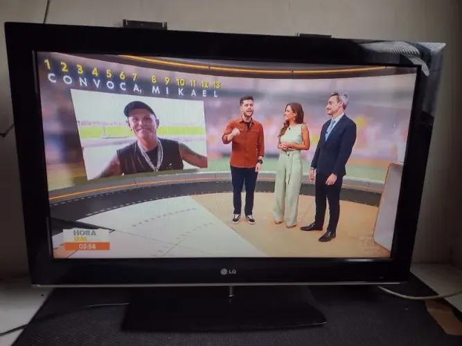 Tv 32 polegadas LG não é smart