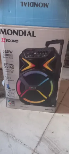Caixa de som na caixa nova