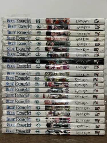 Mangás Blue Exorcist Volumes 1 ao 20 - Todos em boas condições e plástico de proteção!