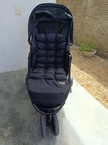Carrinho de Bebê Cosco 3 rodas