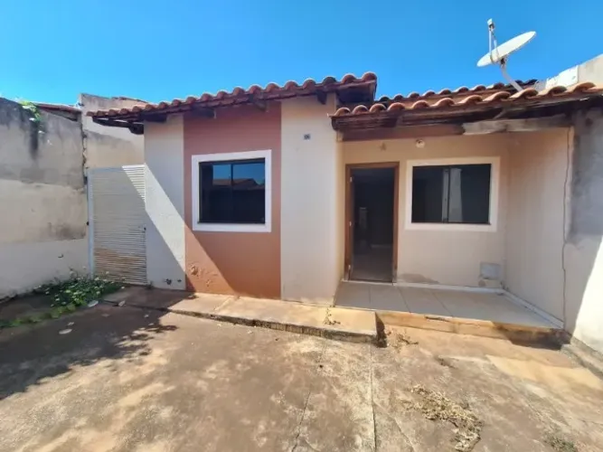 Casa 3 quartos c/suíte - Planaltina de Goiás