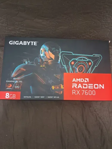 RX 7600 gigabyte (defeito)