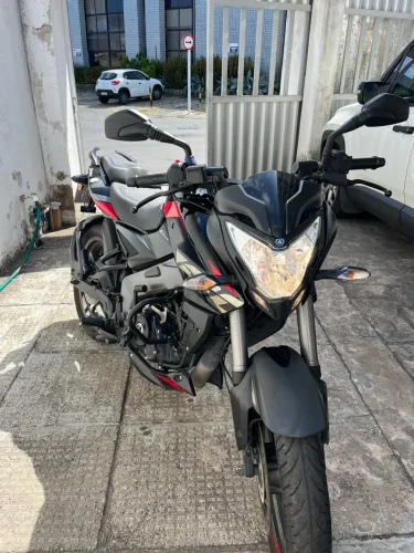 Bajaj Dominar 160 2025
