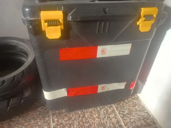 Baú 110 litros icbras + suporte universal