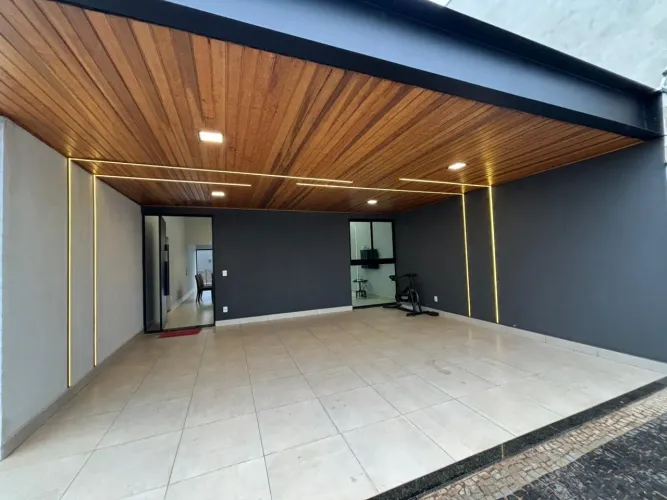 Casa em bairro Jardim Santana