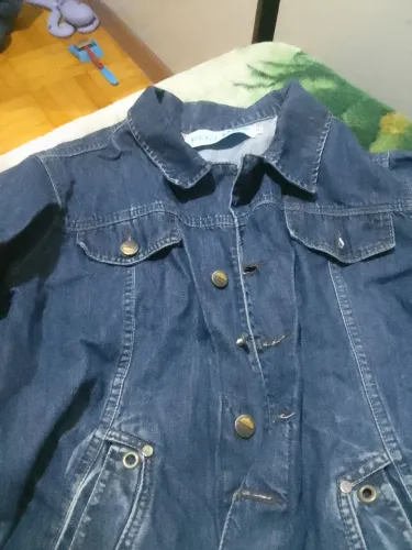 Casaco jeans importado semi novo