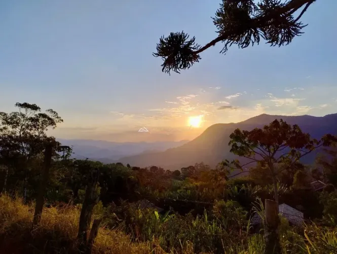 Chácara para venda no bairro do paiol Grande - São Bento do Sapucaí - SP