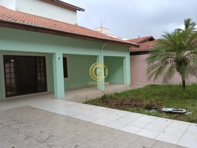 SOBRADO PARA LOCAÇÃO NO JARDIM ALVORADA-SJC