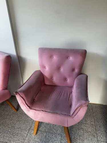 POUTRONA ROSA