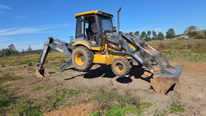 Retroescavadeira XCMG XT870BR-I 2020 4X4 DIESEL