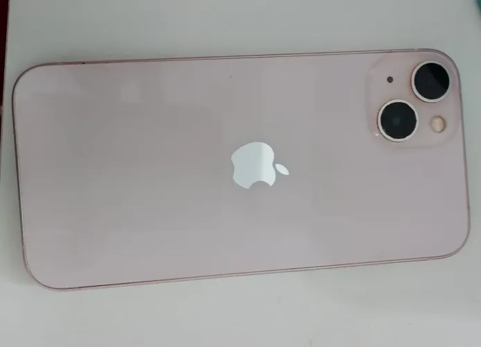 Vendo iPhone13 128gb semi novo com caixa e