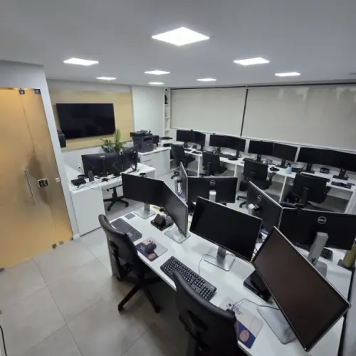 Sala Comercial Premium no Derby - Pronta para Utilizar