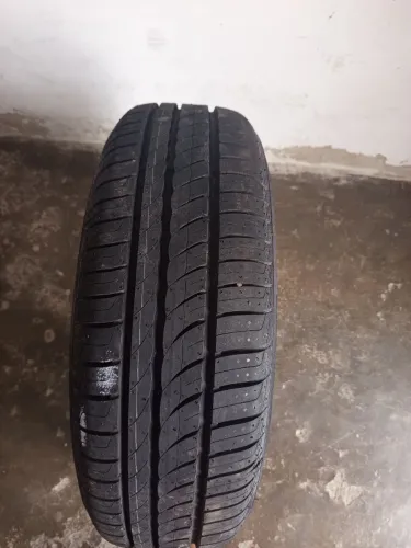 Pneu pirelli