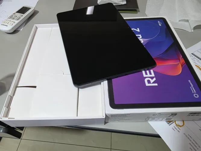 Tablet Xiaomi Redmi Pad 2 8/256gb usado, pequenas marcas de uso