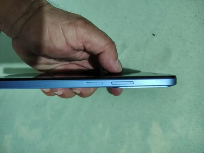 Venda de um celular novo