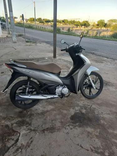 Biz 125 2023 valor quiser e quientos
