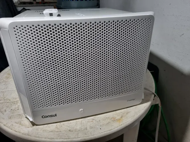 Ar de janela Consul Inverter 10mil Btus HIGIENIZADO